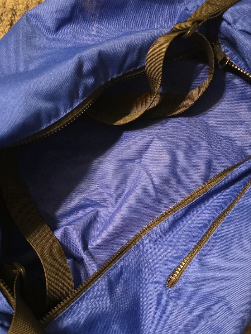RAD Rabbit Duffel Bag - Picture 3 of 3